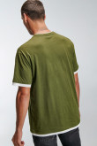 Camiseta manga corta unicolor.