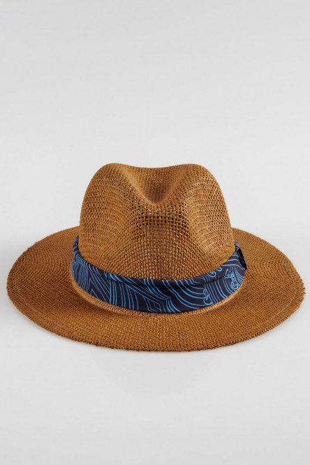 Sombrero tejido