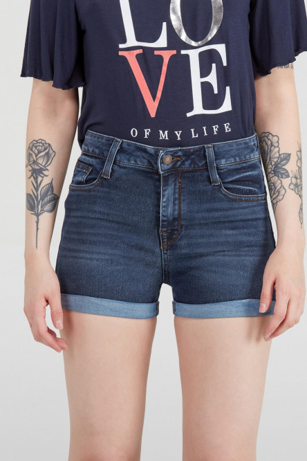SHORT DE JEAN CON PROCESO DE LAVADO