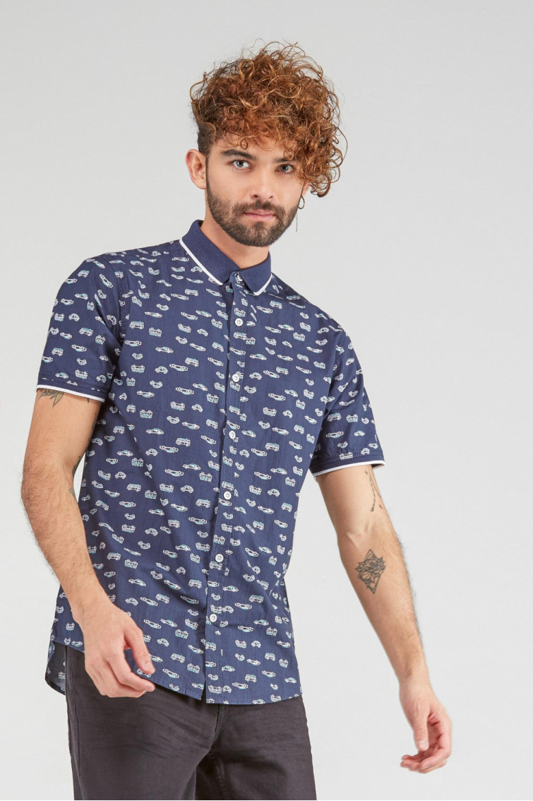 CAMISA MOTIVO CUELLO SPORT