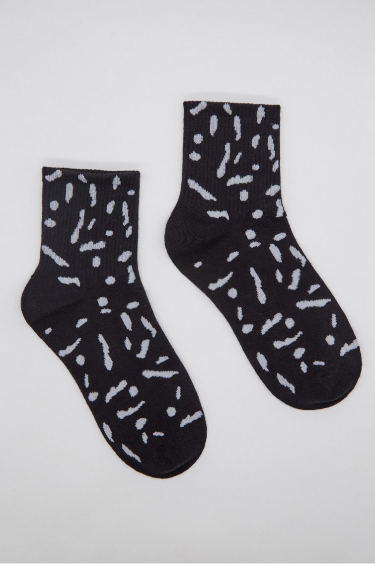 MEDIAS CON MOTIVO DE MANCHAS