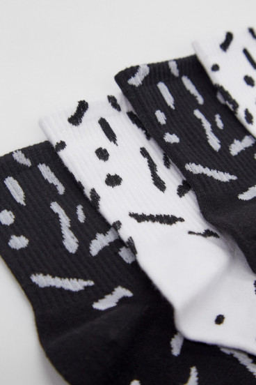 MEDIAS CON MOTIVO DE MANCHAS