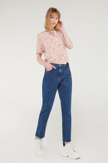 CAMISETA FLORES CUELLO REDONDO