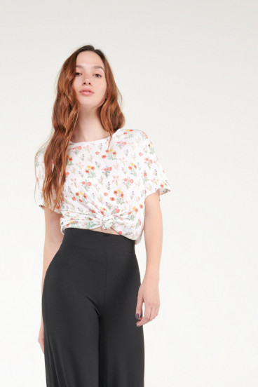 CAMISETA ESTAMPADO FLORES
