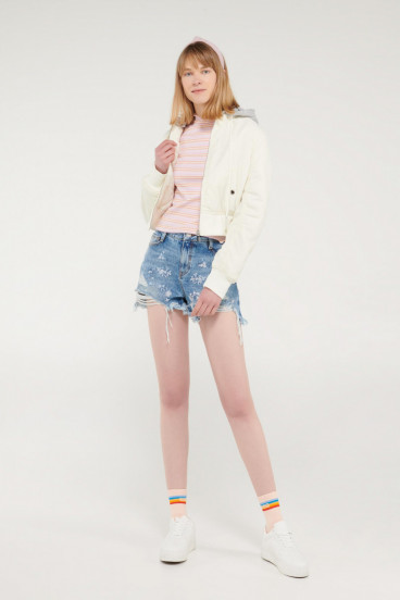 CHAQUETA CON CAPOTA REMOVIBLE