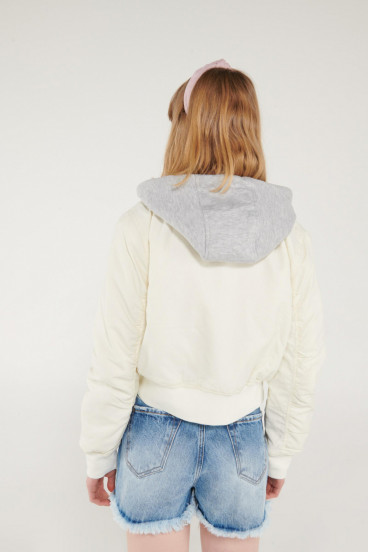 CHAQUETA CON CAPOTA REMOVIBLE