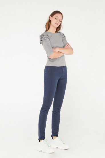 Camiseta en rib unicolor manga corta con recogido