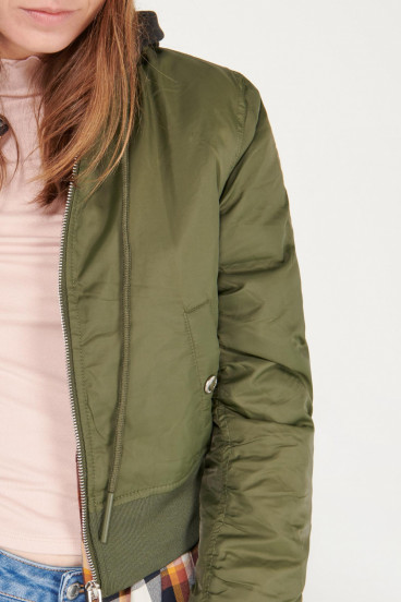 chaqueta-bomber-con-capota