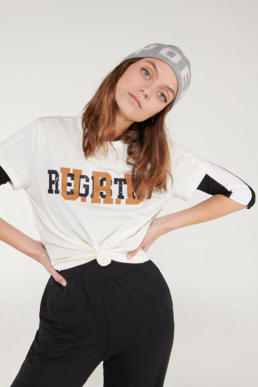 Camiseta cuello redondo, manga corta con estampado