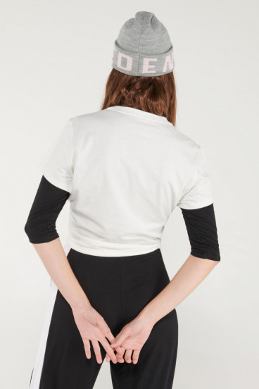 Camiseta cuello redondo, manga corta con estampado