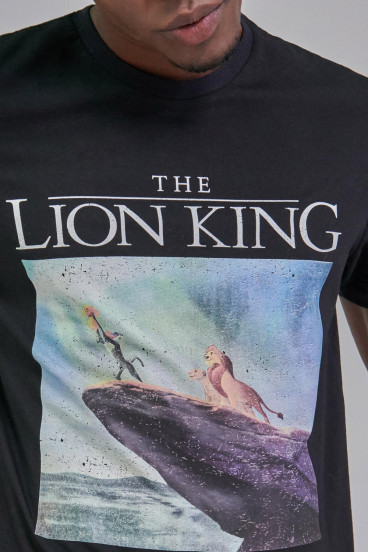 Camiseta manga corta con estampado en frente de Rey Leon.