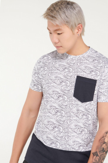 Camiseta manga corta estampada con bolsillo