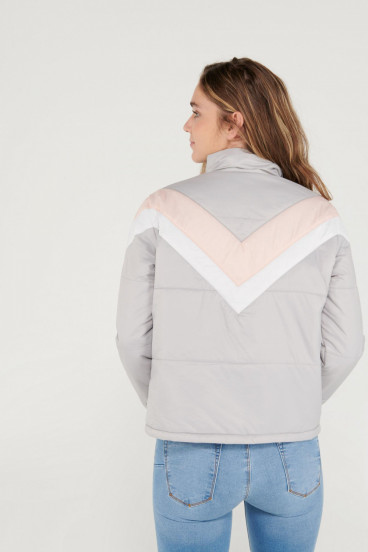 Chaqueta acolchada cuello alto