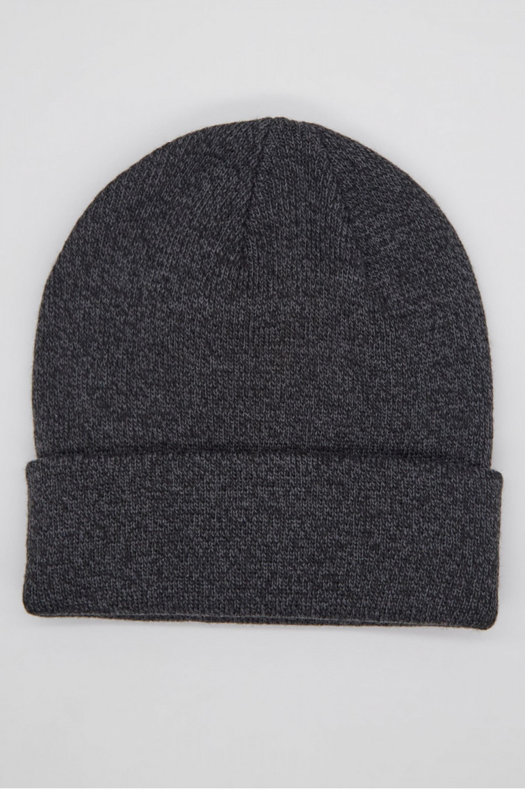 Gorro con aplique