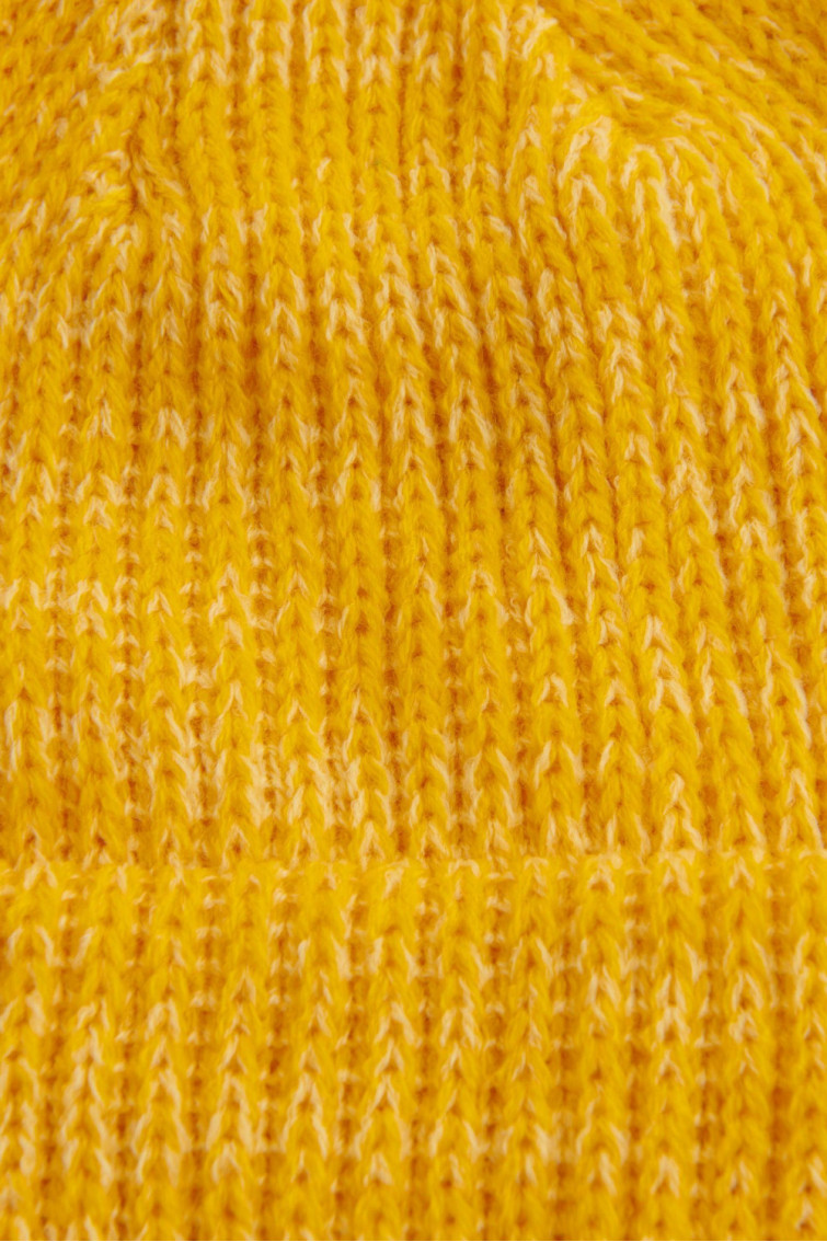 Gorro con aplique