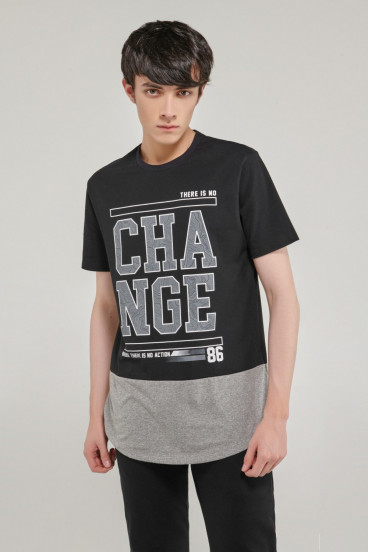 Camiseta manga corta estampado grande de letras en frente, corte inferior.