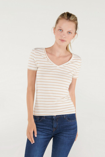 Camiseta básica, manga corta con cuello en V.