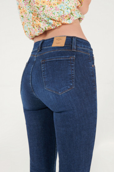 Jean curvy