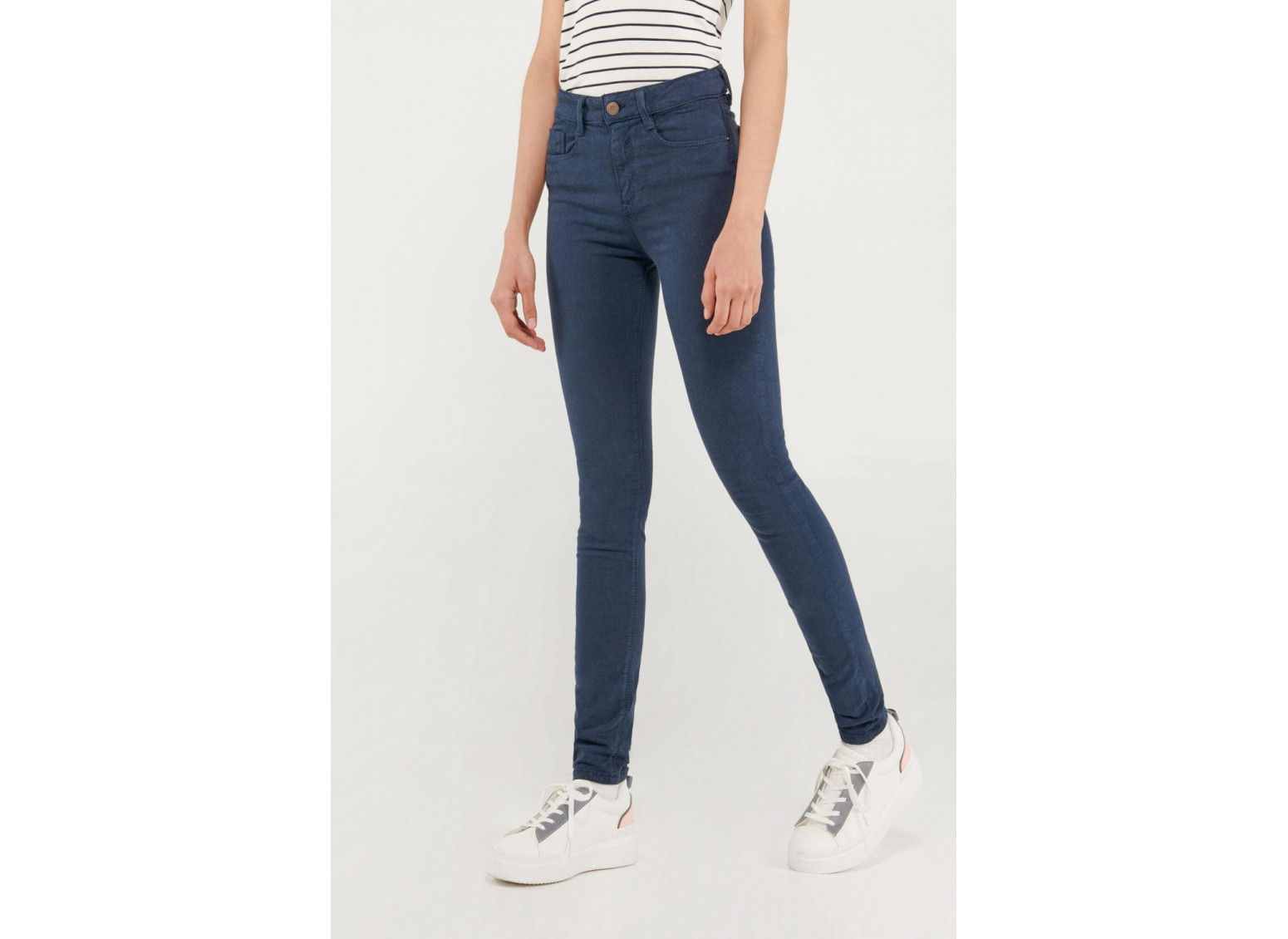 Pantalón Jegging tiro alto