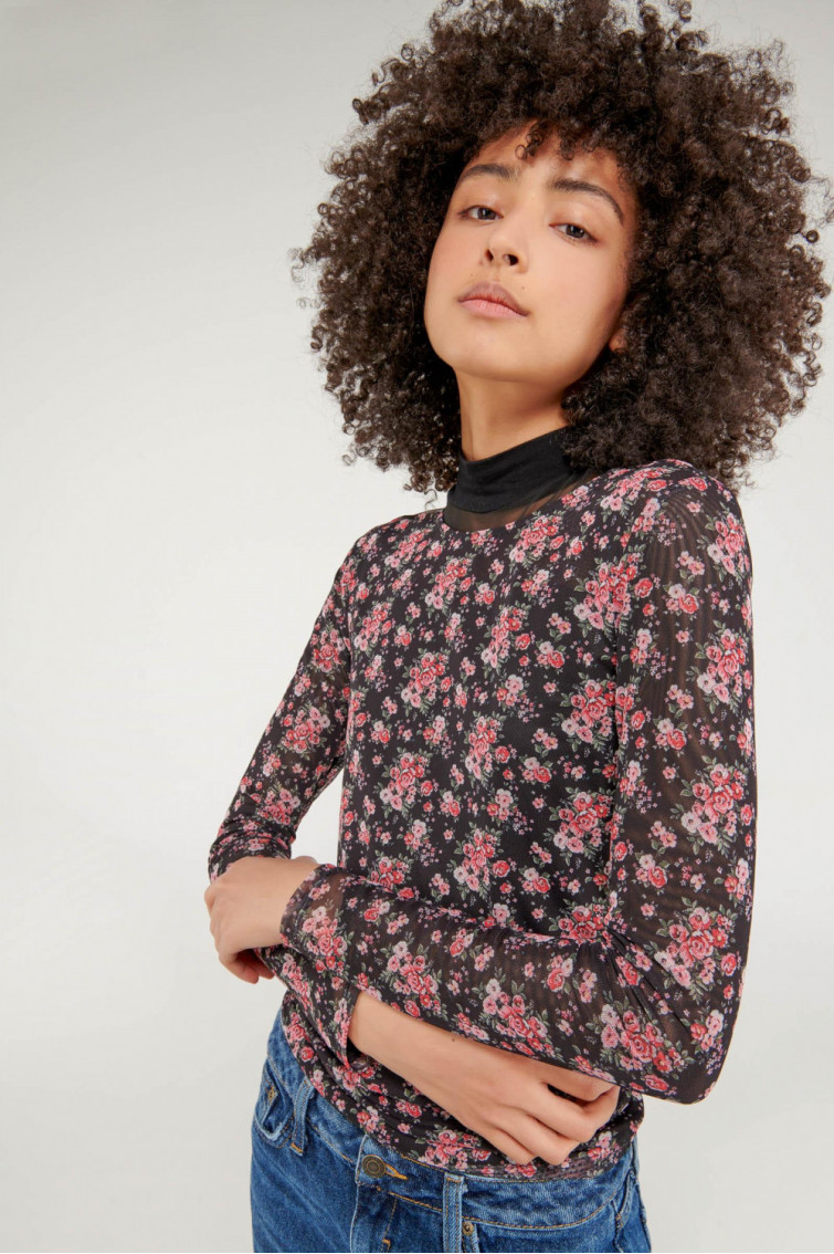 Camiseta manga larga en mesh sublimado con rosas