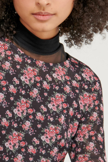 Camiseta manga larga en mesh sublimado con rosas