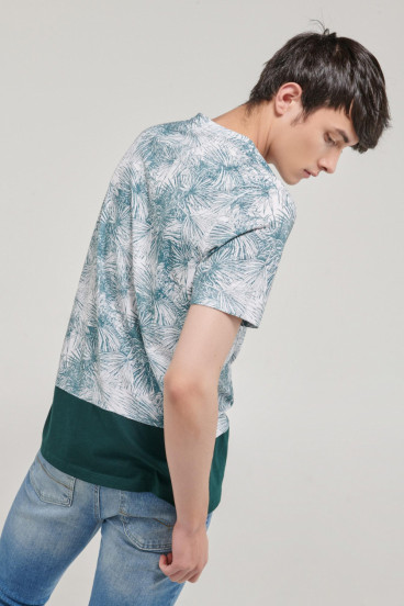 Camiseta manga corta estampada con bolsillo