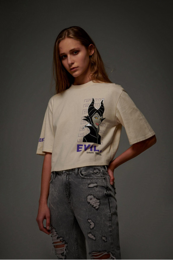 Camiseta manga corta con estampado Malefica.