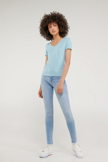 Camiseta básica, manga corta con cuello en V