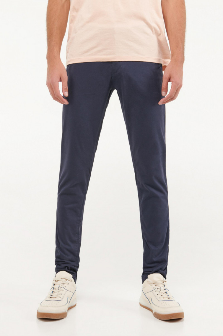 Pantalon super slim unicolor