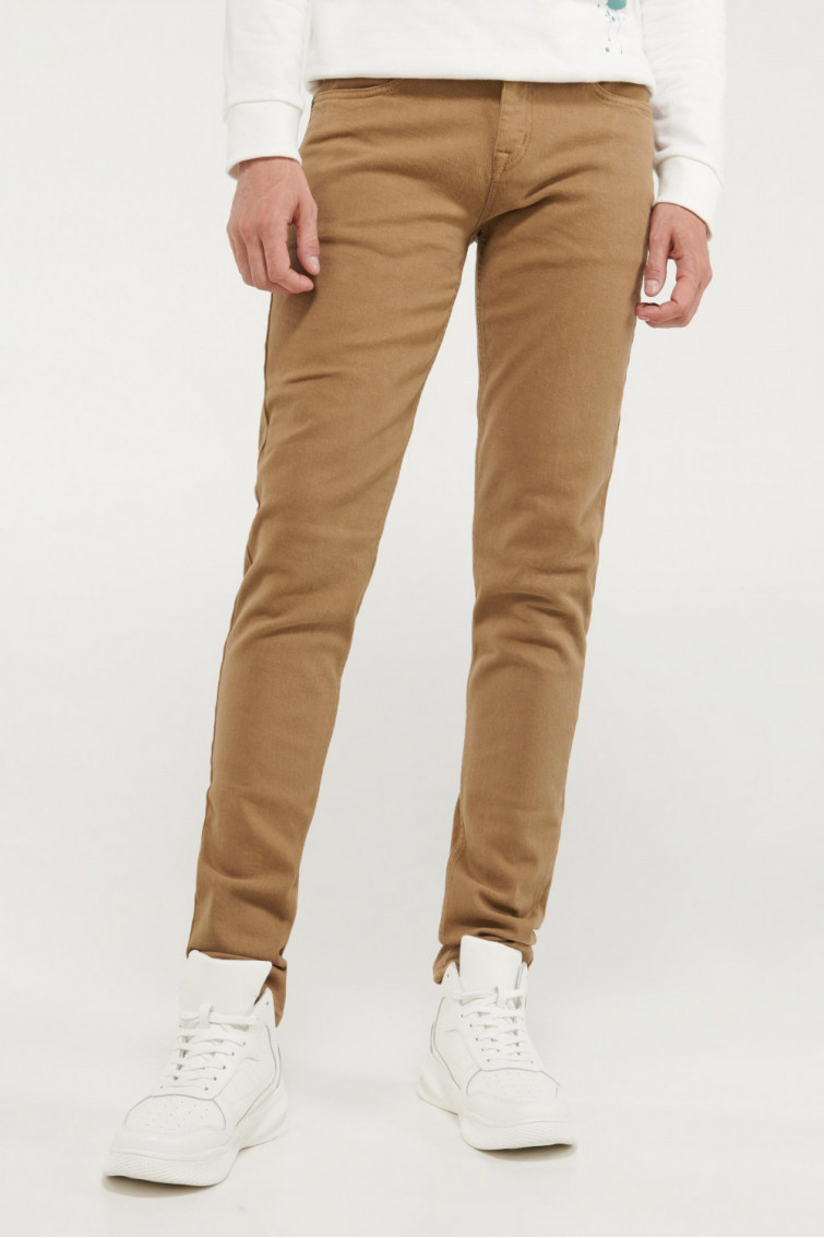Pantalon unicolor slim