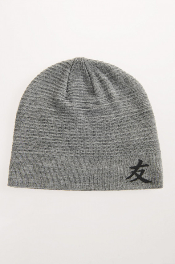 Gorro bordado