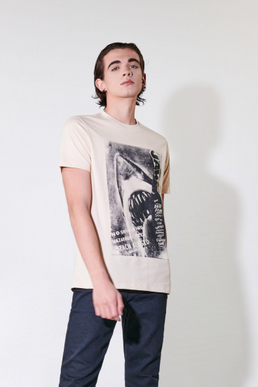 Camiseta manga estampado Tiburon.