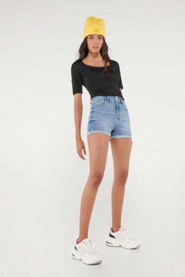 Short denim tiro medio