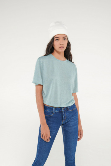 Camiseta chic manga corta con tela importada.