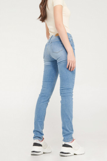 Jean curvy