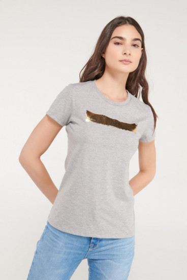 Camiseta básica, cuello redondo, estampada.