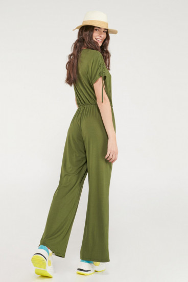 Pantalón enterizo unicolor, escote cruzado