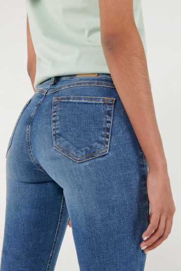 Jean curvy
