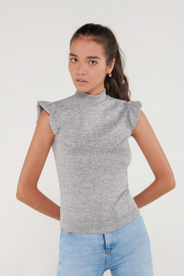 Camiseta chic manga sisa con tela importada.