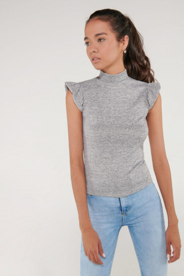 Camiseta chic manga sisa con tela importada.