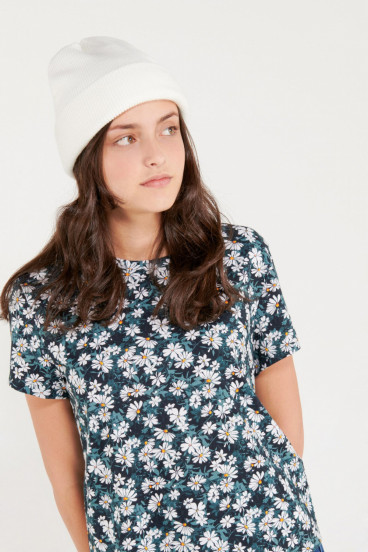 Camiseta básica manga corta con tela digital.