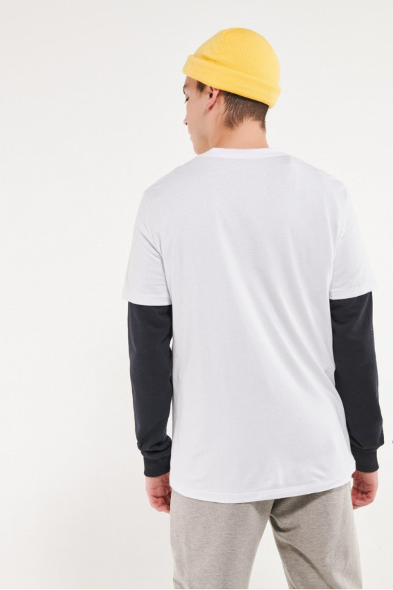 Camiseta manga corta estampada de Power Rangers.