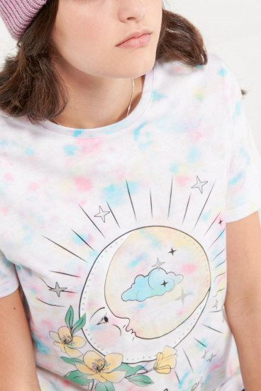 camiseta-manga-corta-tye-dye-con-estampado-en-frente