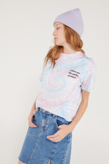 Camiseta manga corta y cuello redondo con estampado.