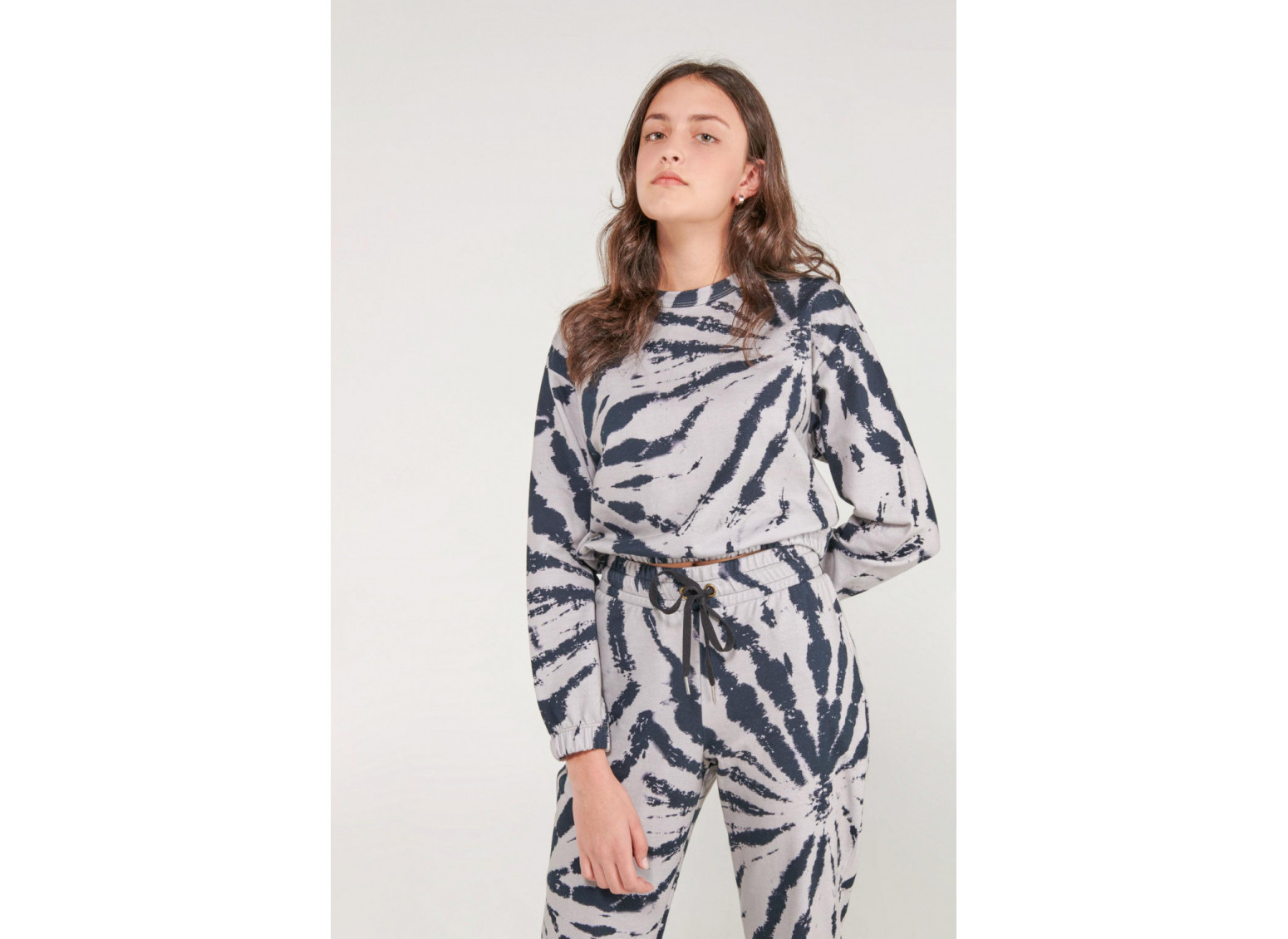 Buzo loungewear conjunto tye dye.