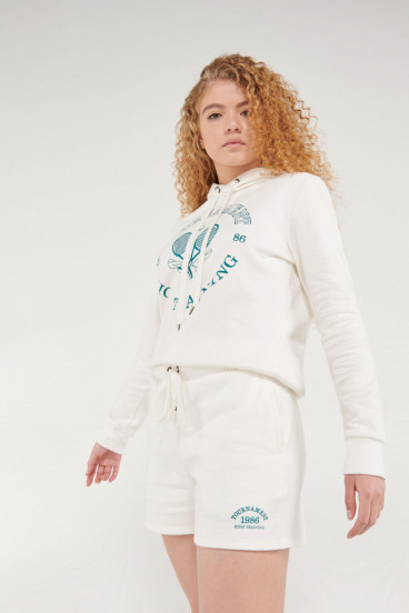 Short con bolsillos y estampado