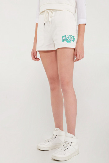 Short con serigrafía college