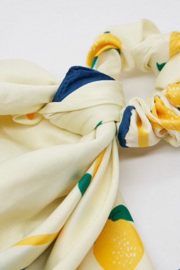 Moñas estampado frutas