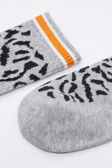 MEDIAS CORTAS CON MOTIVO