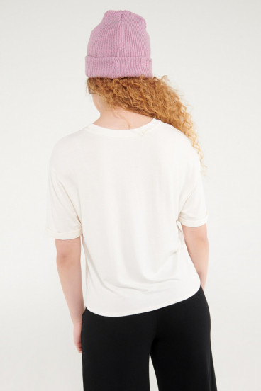 Camiseta manga corta con anudado en frente